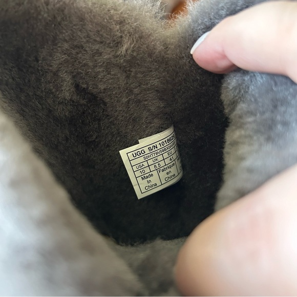 New Ugg Constantine Boots Charcoal Grey - Picture 6 of 6